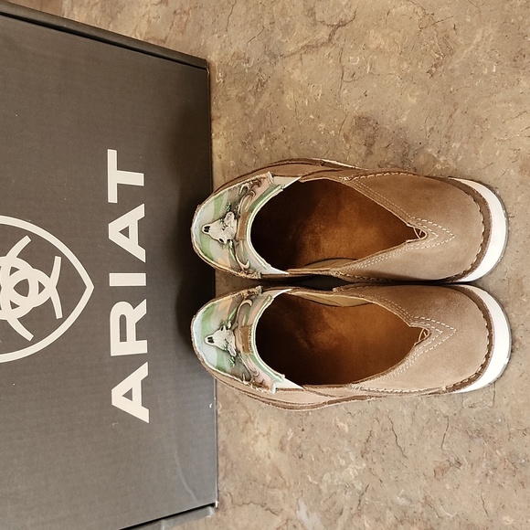 Ariat cruiser size 9 women's shoe - Picture 3 of 7